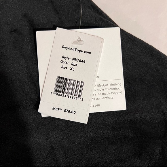 NWT BEYOND YOGA Brushed Up Pullover Sweatshirt in Black. Size XLarge - Picture 9 of 9